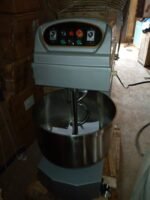 Commercial dough mixer 100l - Image 4
