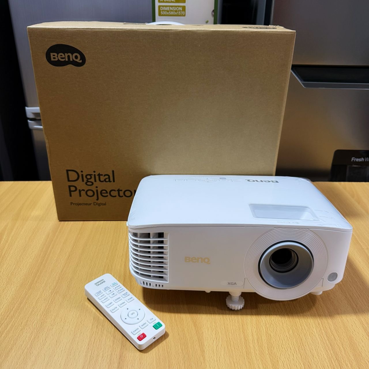 img-20250323-wa00223188713992145958185.jpg Benq XGA Meeting Room Projector For Presentation | MX560 - Image 1